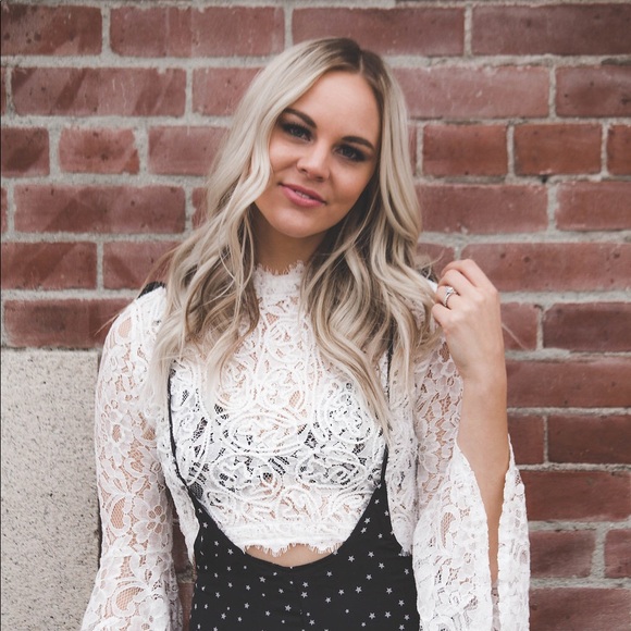 Meet your Posher, Ashley - Picture 2 of 5